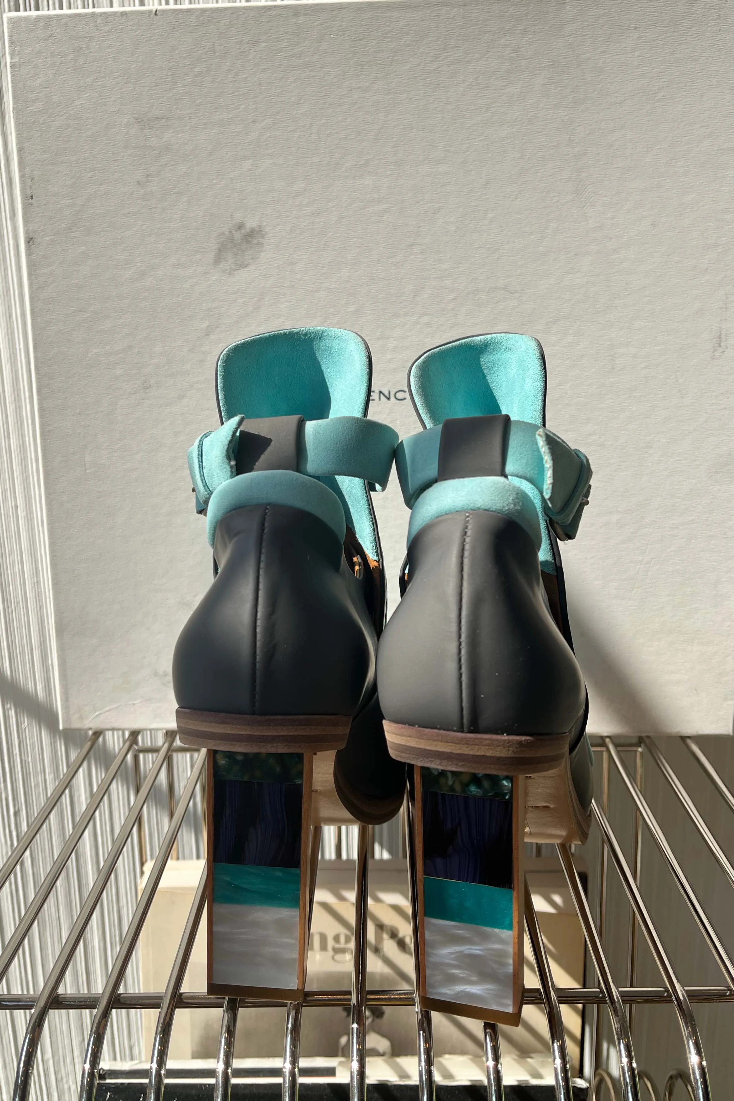 Balenciaga Grey & Turquoise Leather Wooden Pumps Sz 37