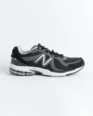 CDG x NB MR 860v2 in Black/Grey
