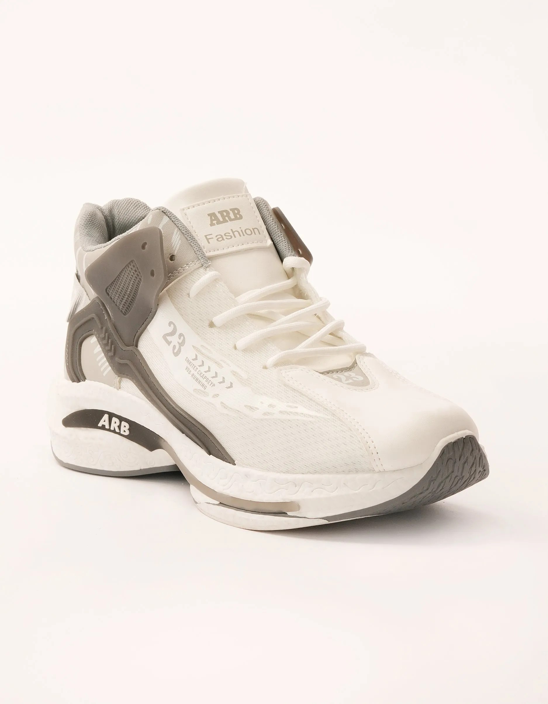 Dapper Trek Performance Sneakers