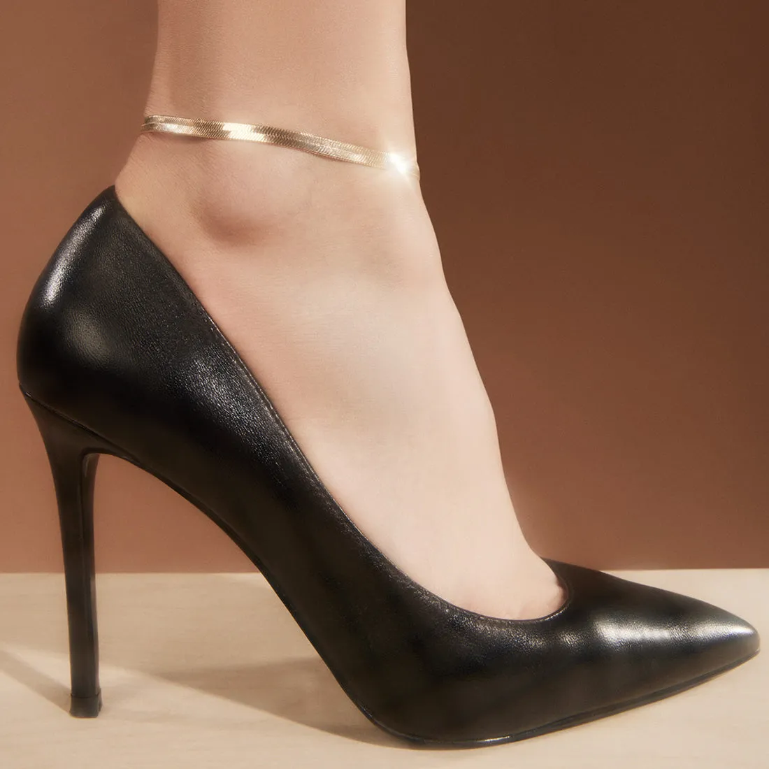 EVELYN BLACK LEATHER