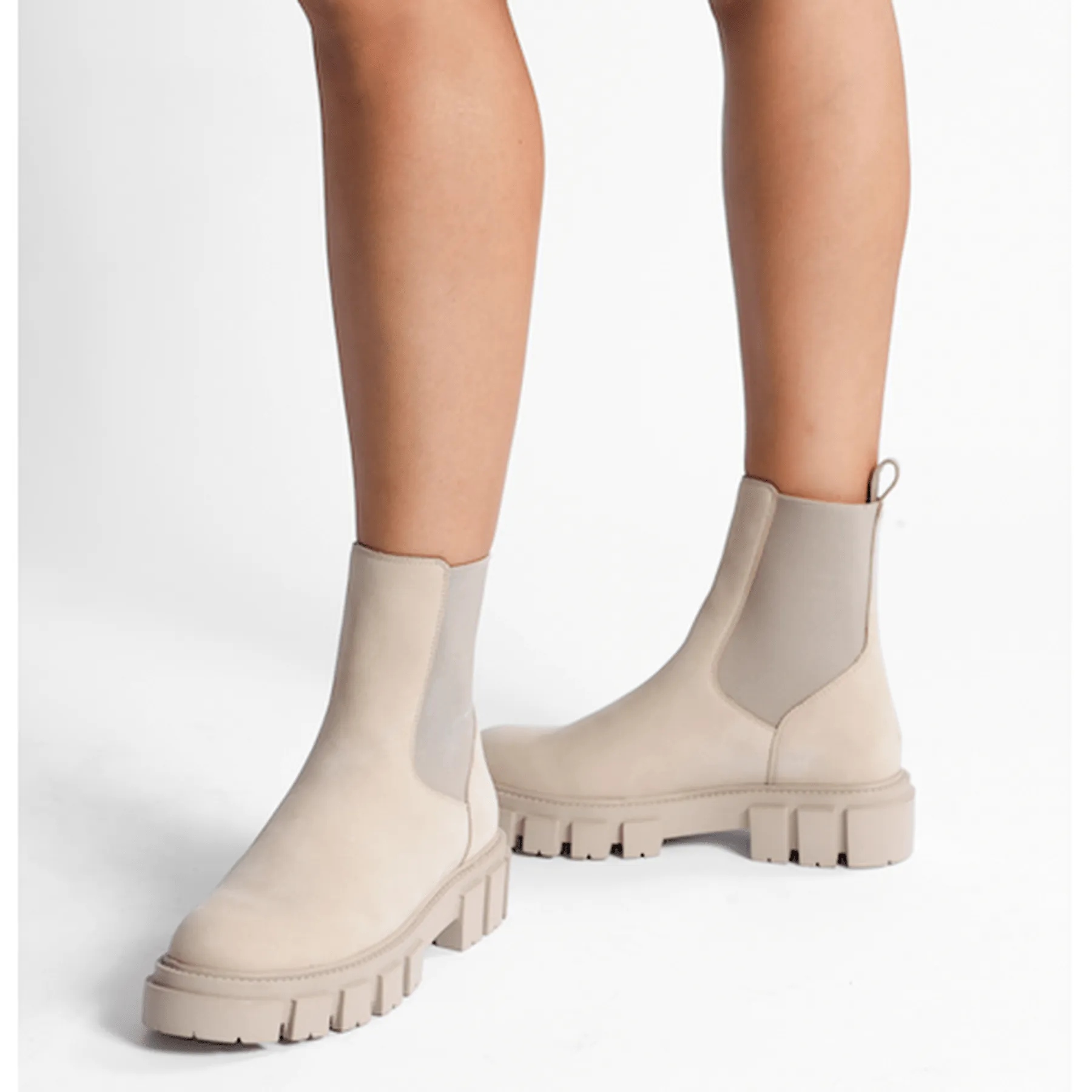FEAT LEATHER ANKLE BOOTS