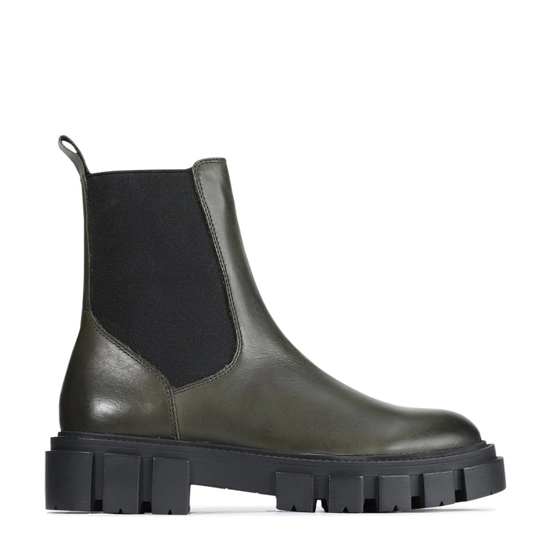 FEAT LEATHER ANKLE BOOTS