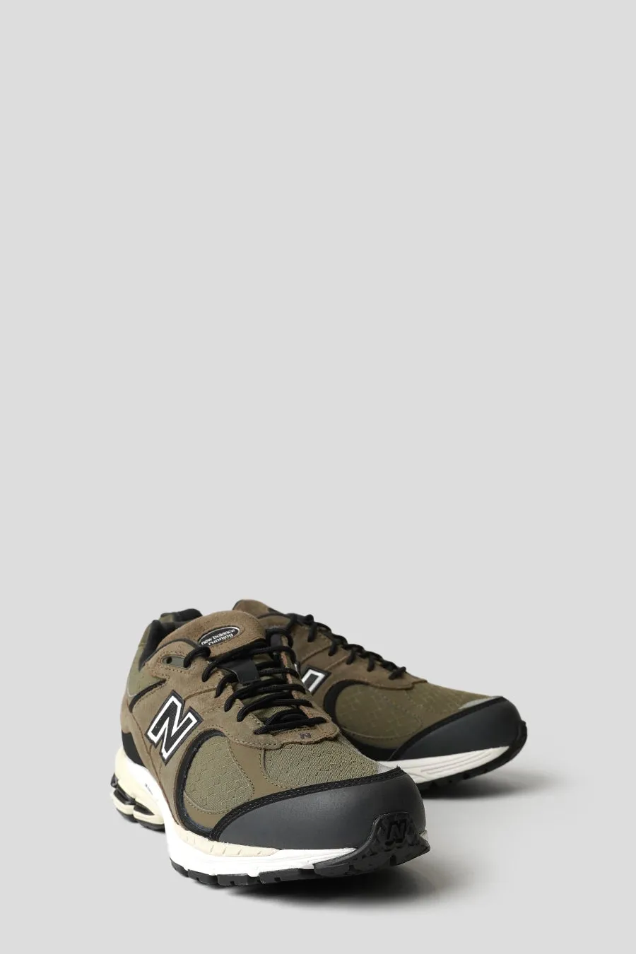 SNEAKERS M2002RXT DARK CAMO ET BLACK
