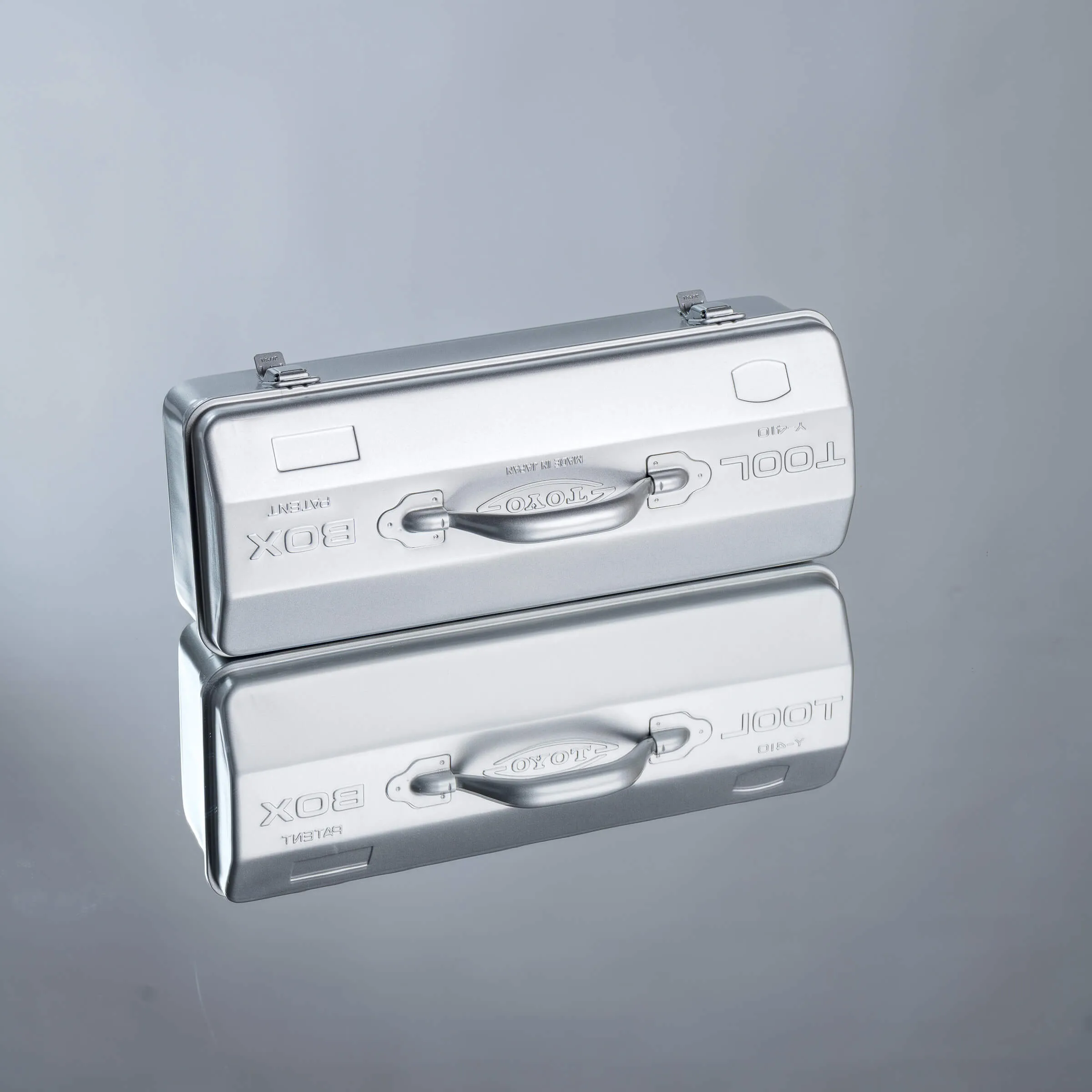 TOYO Camber-top Toolbox Y-410 SV (Silver)