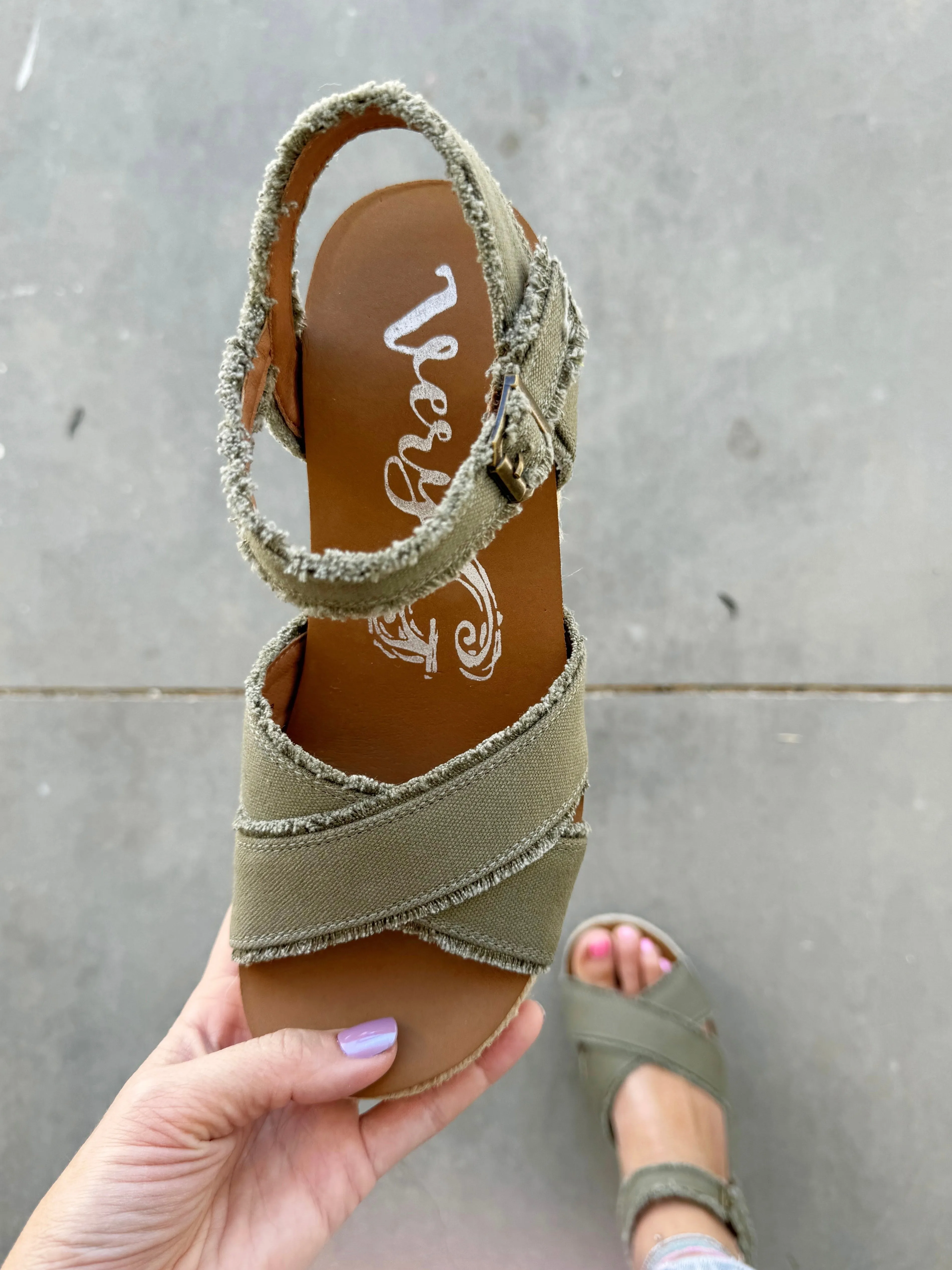 Very G Brista Sandals in Khaki