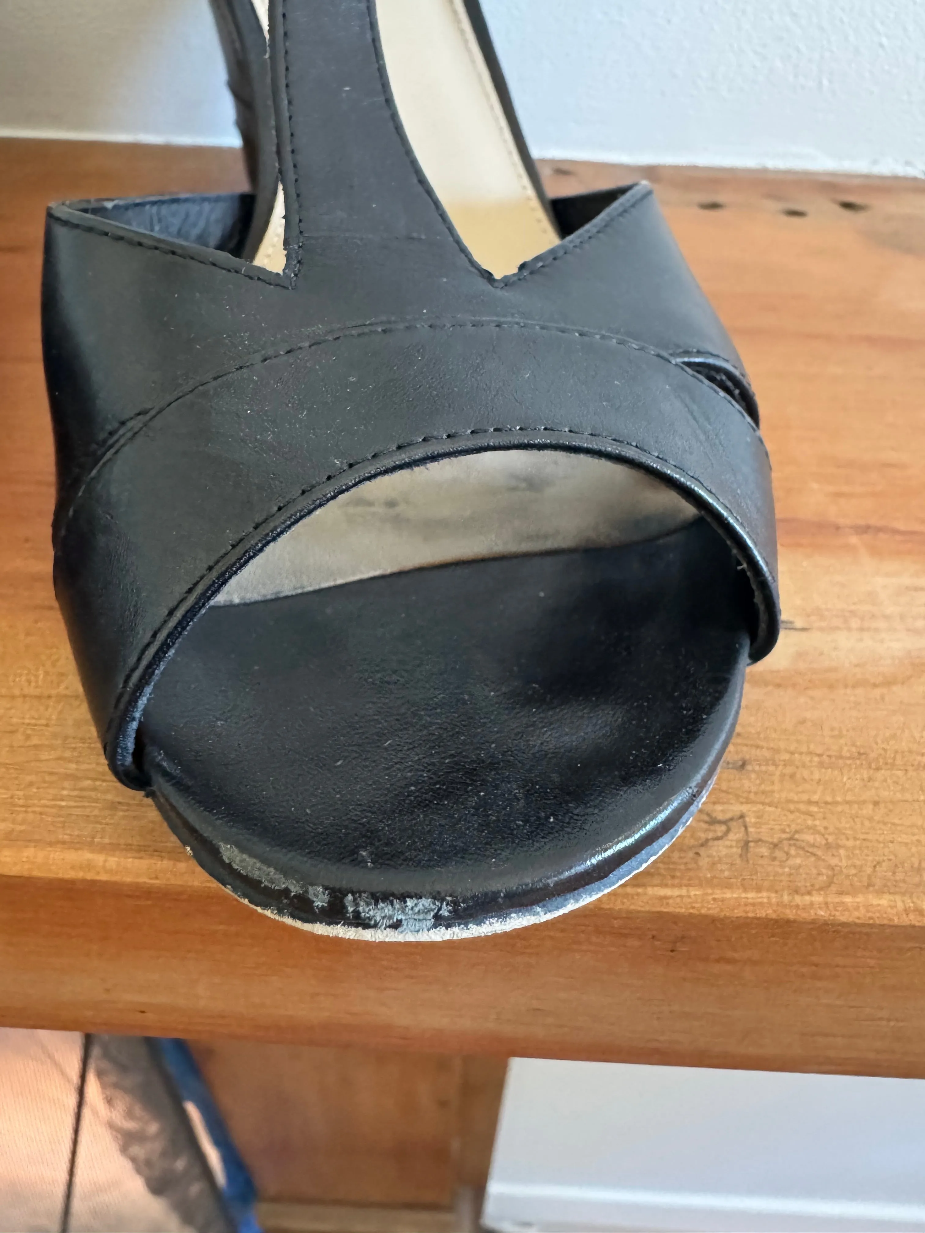 Vintage Wittner Leather Strappy Peep Toe T Bar Shows - Low heel