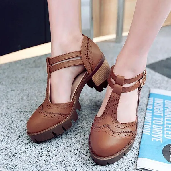 Women's Retro Carved T-Buckle Block Heel Shoes 60550148S