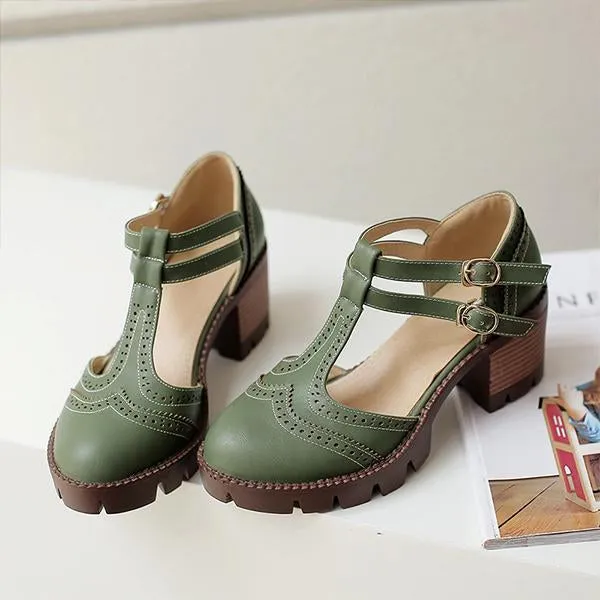 Women's Retro Carved T-Buckle Block Heel Shoes 60550148S