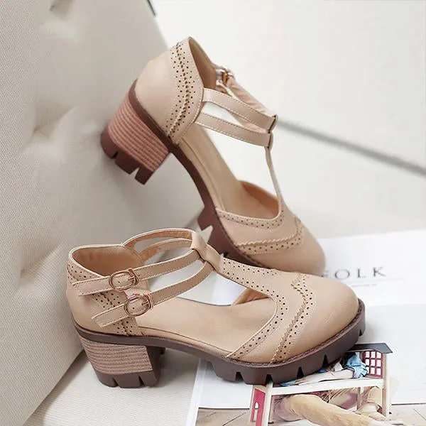 Women's Retro Carved T-Buckle Block Heel Shoes 60550148S