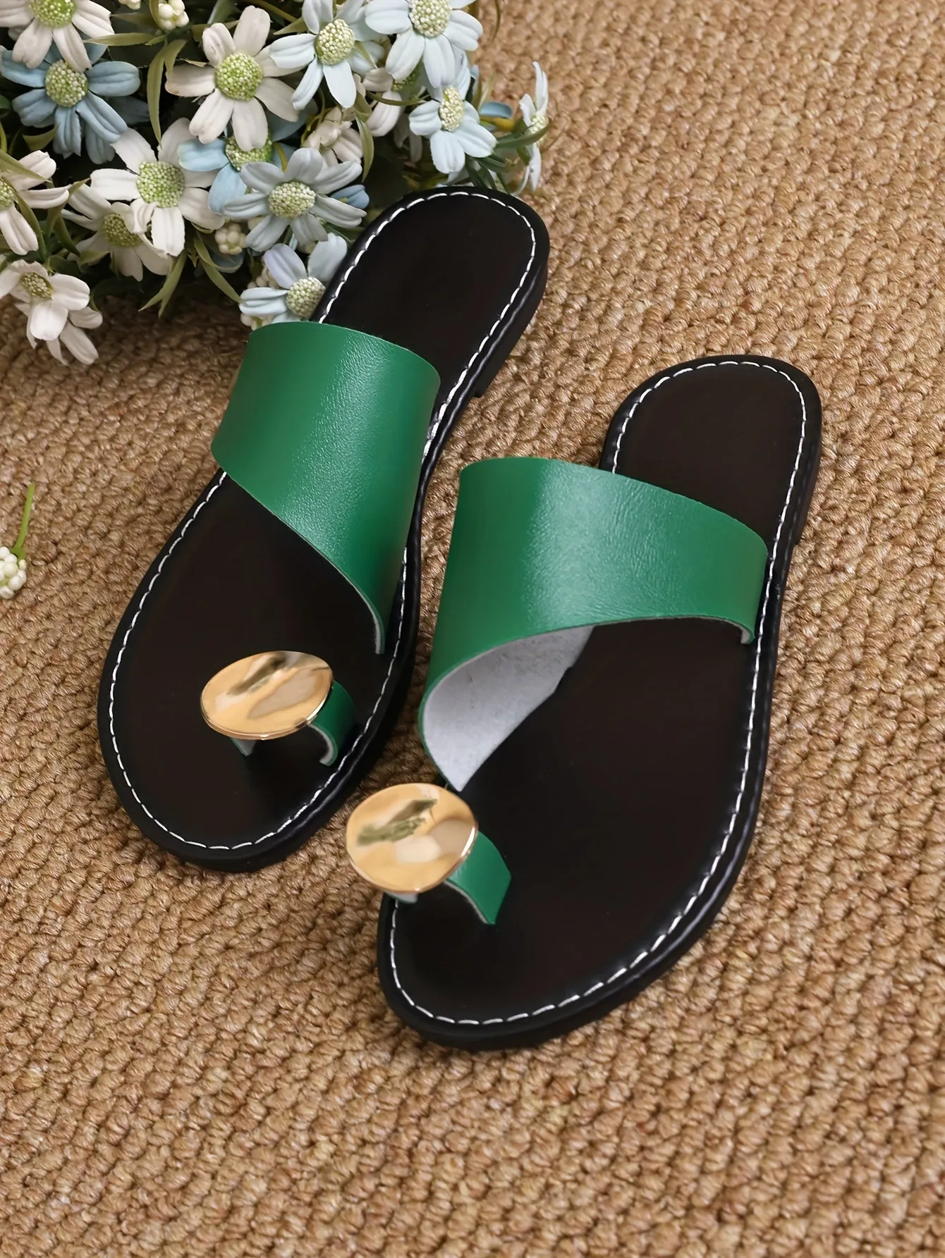 Women's Trendy Loop Toe Slide Sandals